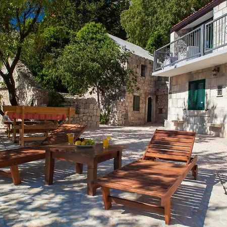 Klara Villa
